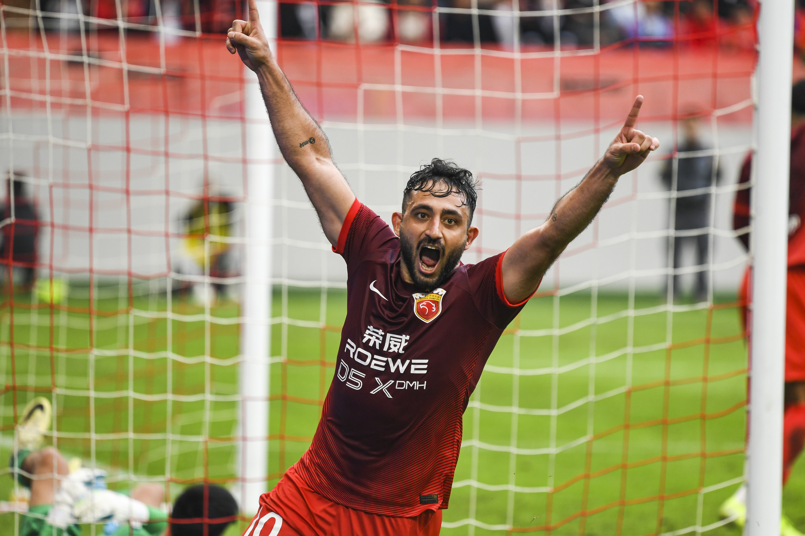 上海海港爆发神级表现，中超被彻底压制，高光操作的简单介绍