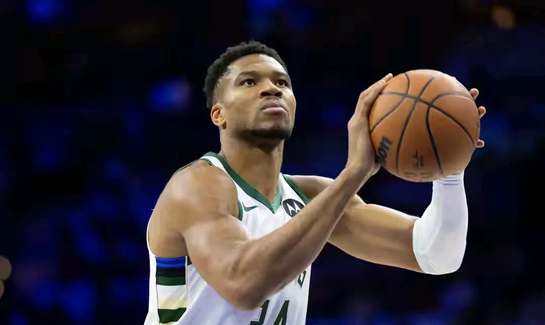 包含猛龙客场战胜马刺,西亚卡姆砍下分的词条 包含猛龙客场战胜马刺,西亚卡姆砍下分的词条