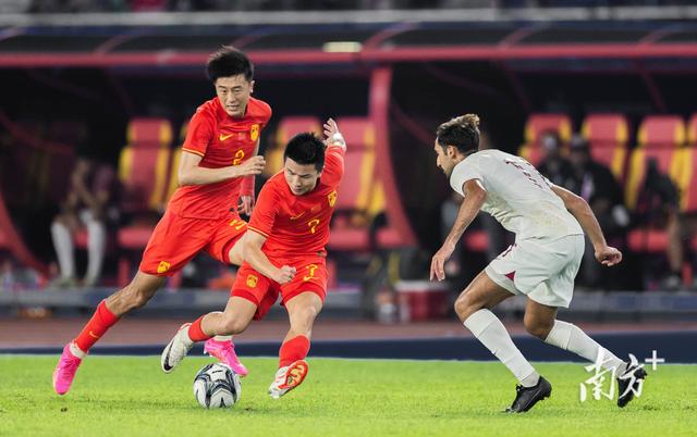 包含四川防守达标,击败青岛队晋级八强的词条 包含四川防守达标,击败青岛队晋级八强的词条