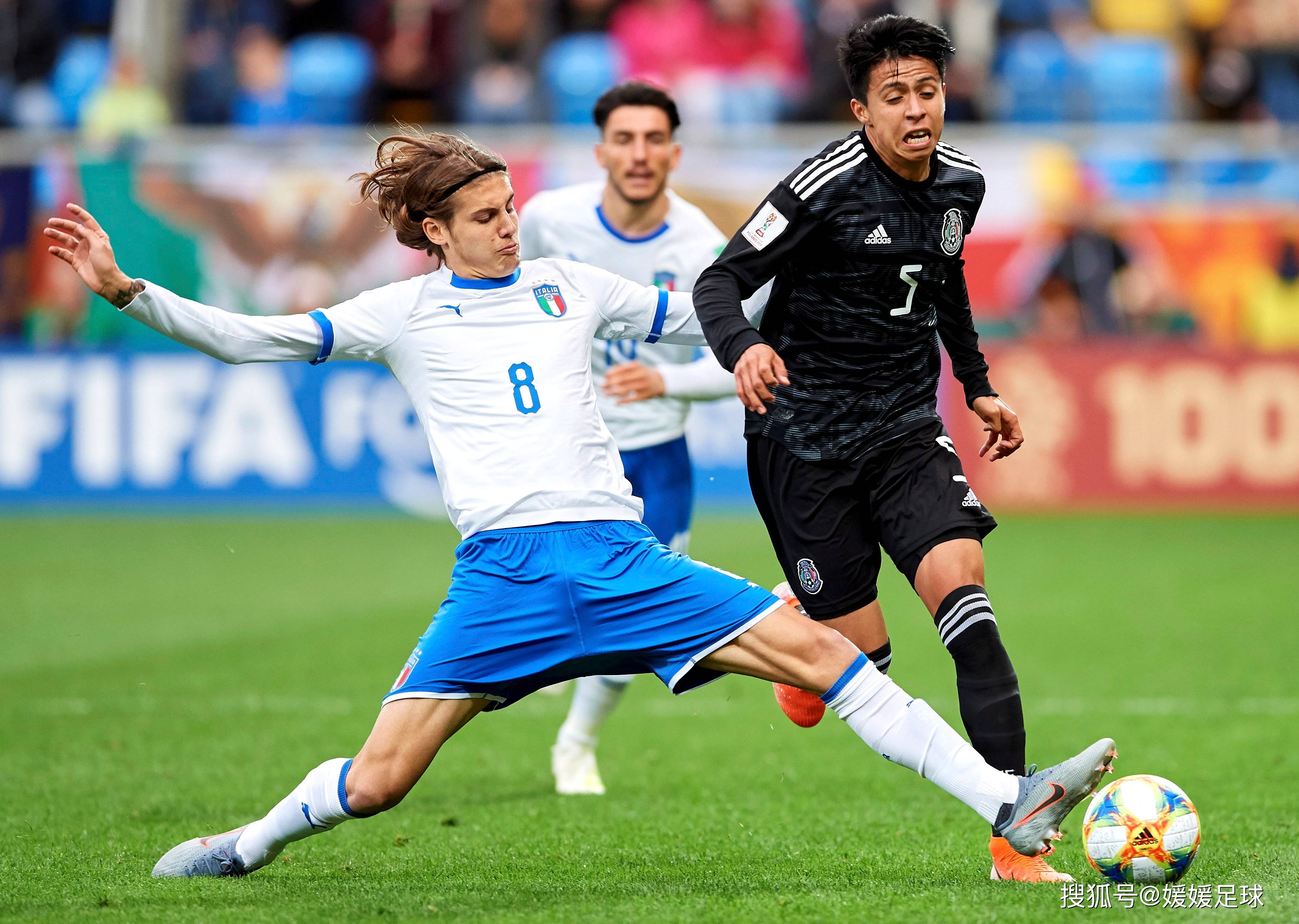 乐鱼体育网页版入口-墨西哥队在比赛中发挥出色，坚守阵地