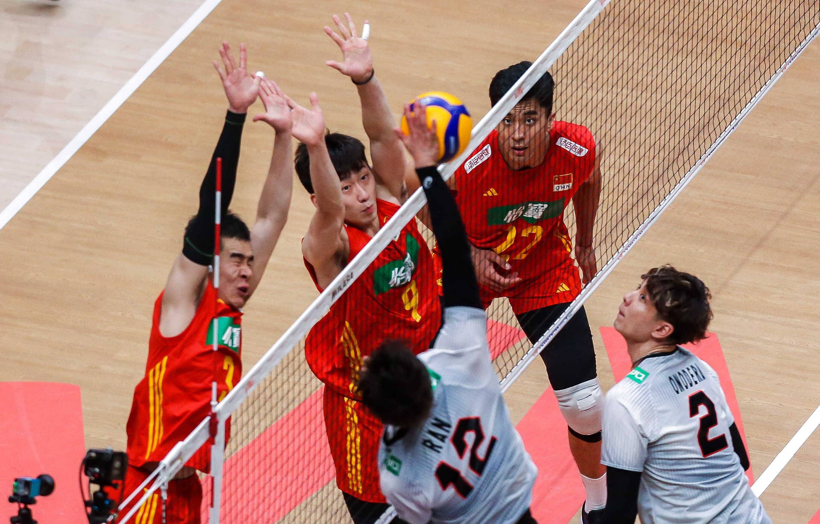 乐鱼体育娱乐-乌克兰在比分落后的情况下扳平比赛，惜败德国