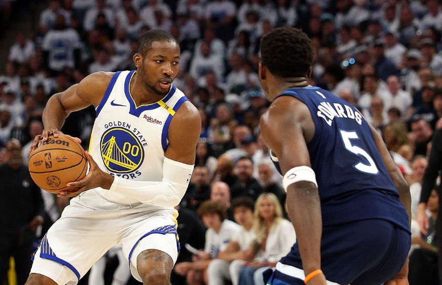 关于NBA总决赛首轮战罢医院VS勇士的信息