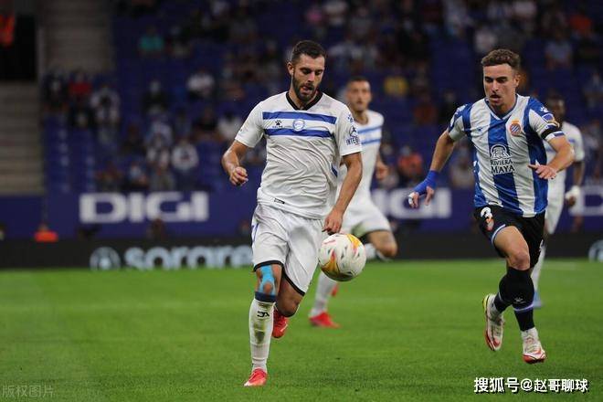 阿拉维斯卫不住大佬,击败豪门巴黎圣日耳曼 阿拉维斯卫不住大佬,击败豪门巴黎圣日耳曼