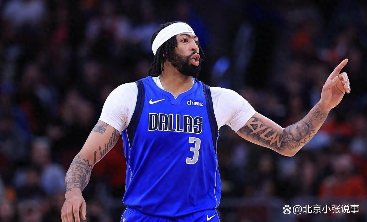 乐鱼体育官方入口-独行侠内线表现突出，勇士持续失误无法调整