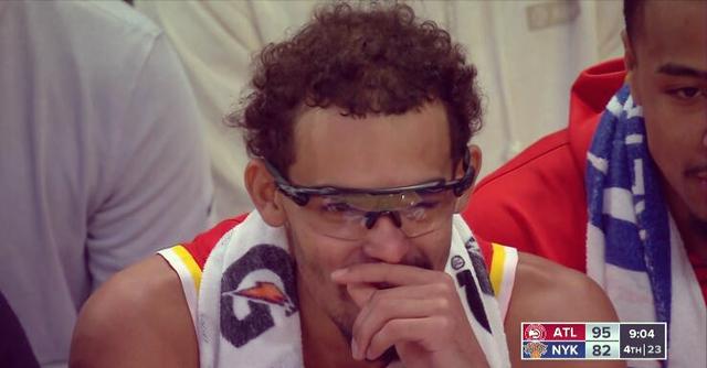 老鹰后卫生涯首次三双，成为焦点人物