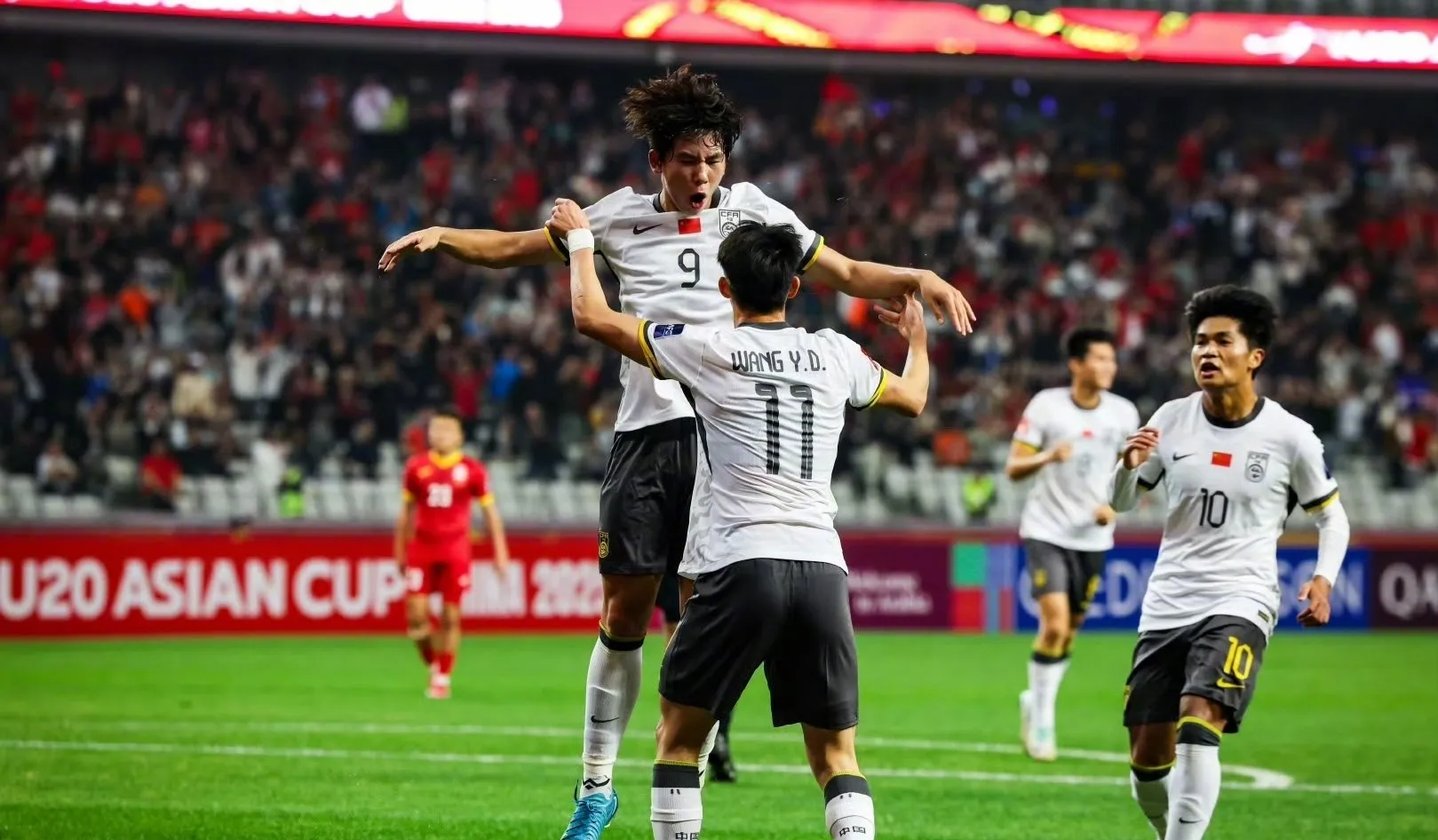 乐鱼体育app-关于阿尔希拉尔外援训练状态火热，世俱杯淘汰赛关键战的信息